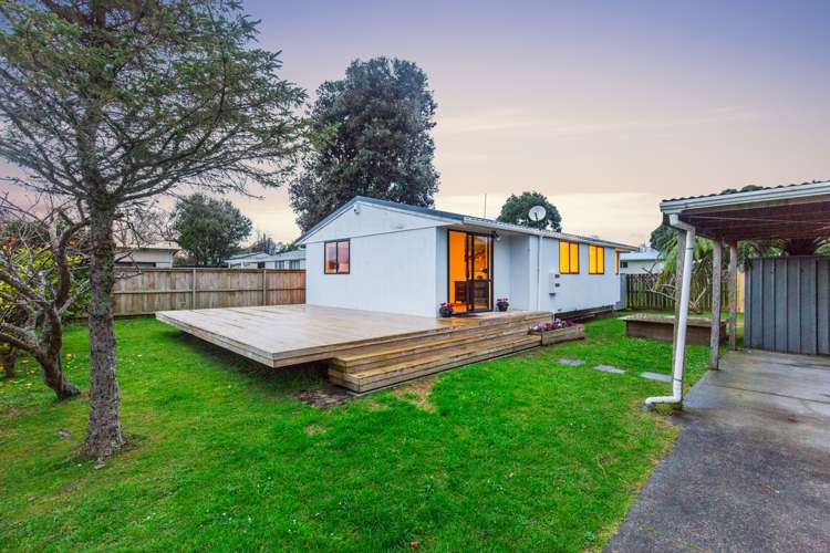 2b Hamurana Place Te Atatu Peninsula_11