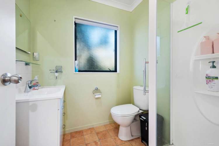 2/274 Glamorgan Drive Northcross_18