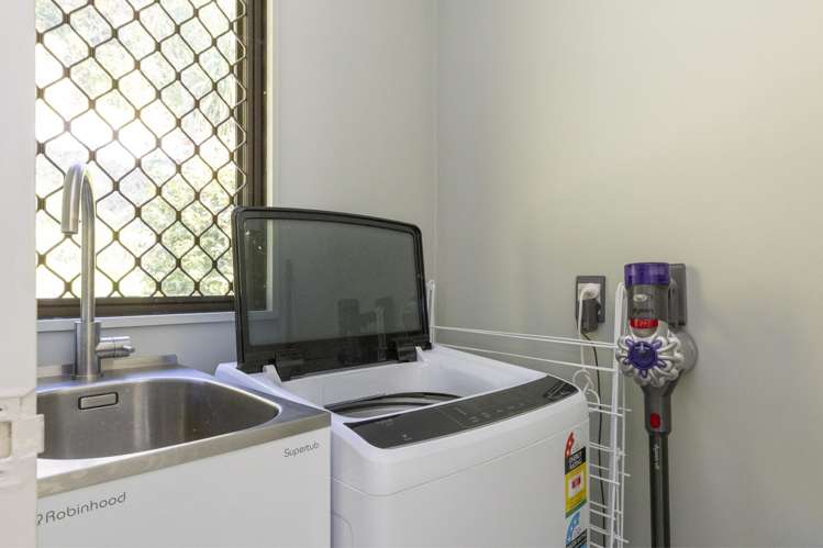 18 Motutahae Street Taupo_15