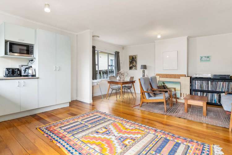 99 Astley Avenue New Lynn_6