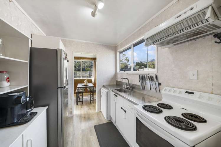 18 Farwood Drive Henderson_12