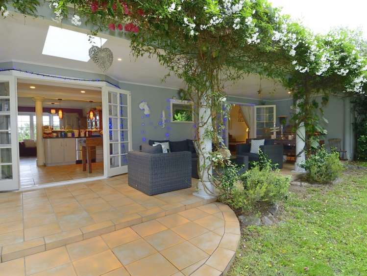 9 Moana Road Okitu_22