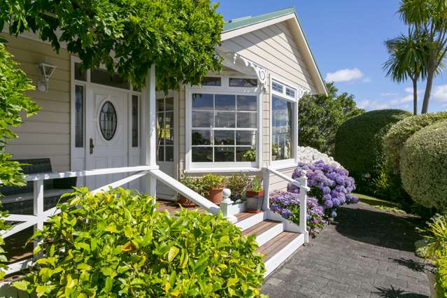 Stands out from the crowd