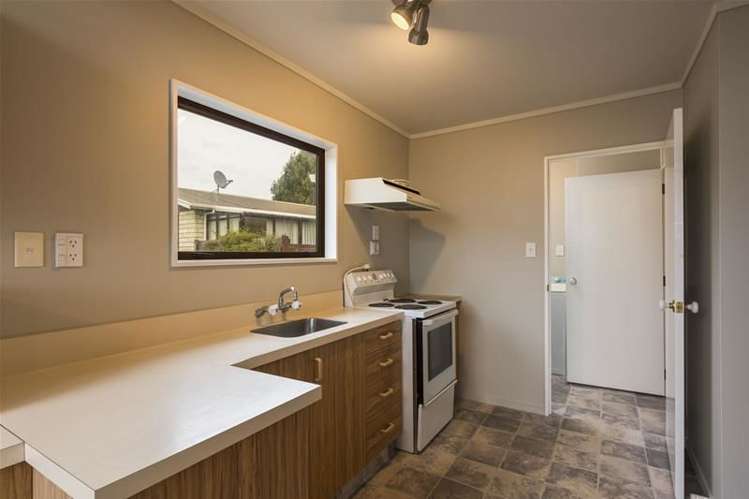 38 Faulkland Drive Witherlea_2