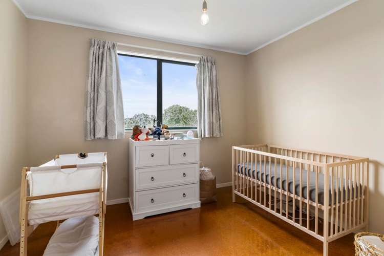 83 Sim Road Paerata_12