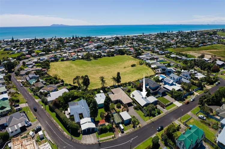 27 The Crescent Waihi Beach_15