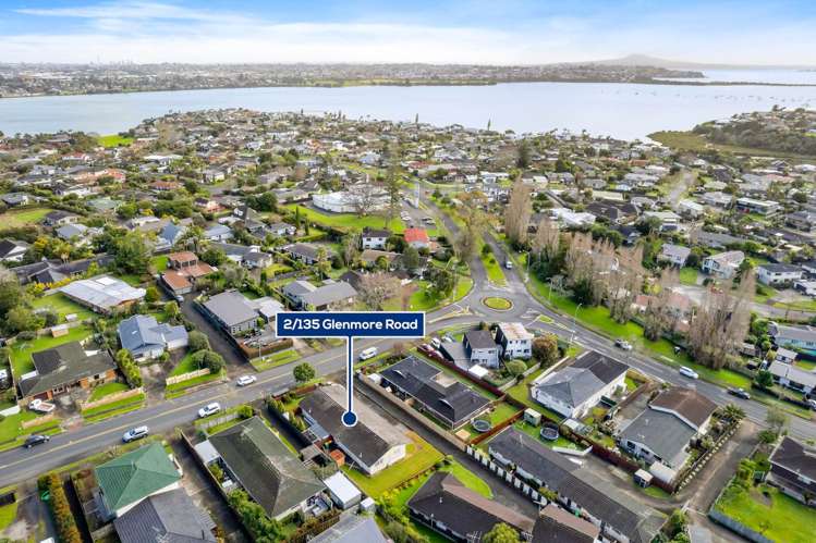 2/135 Glenmore Road Sunnyhills_13