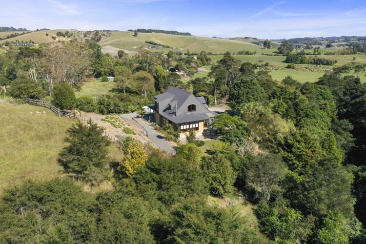 114 Ness Valley Road_0