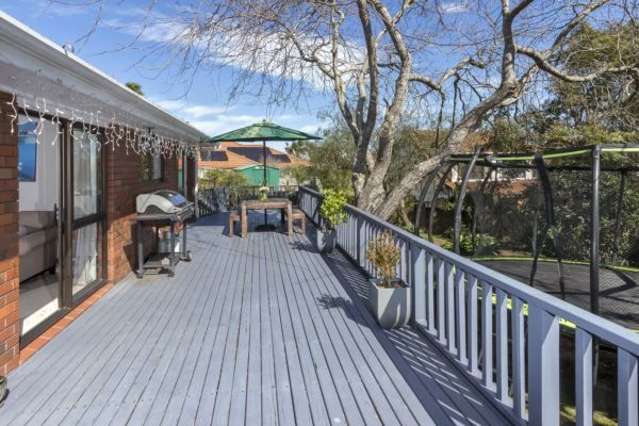 5 Photinia Place Botany Downs_4