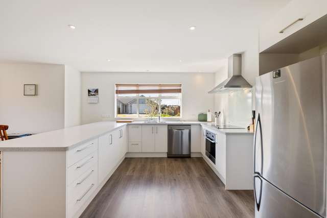 13 Pemberton Drive Amberley_4