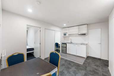 616/21-23 Whitaker Place_3
