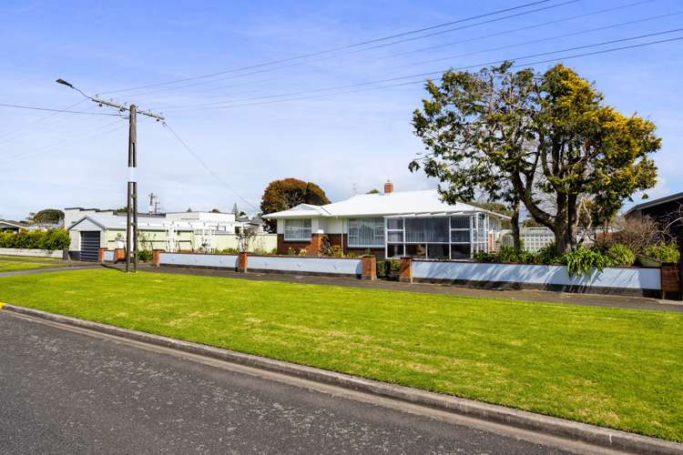 75 Domett Street Waitara_25