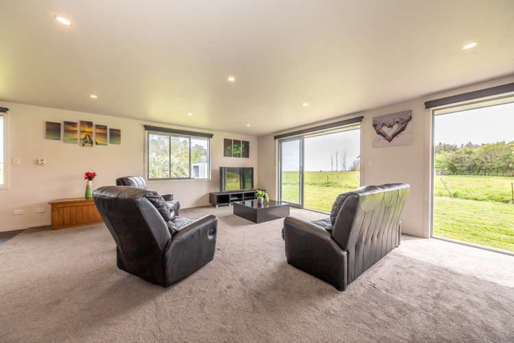 347 Utopia Road Westport_6