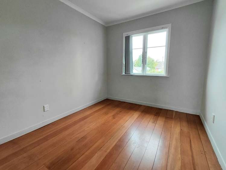 383 West Coast Road Glen Eden_7