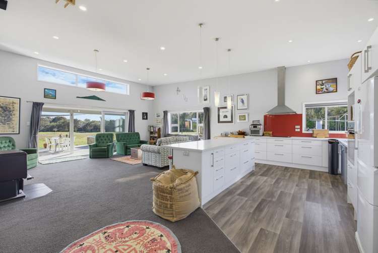 571 Fairdown Road_3