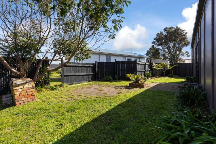 42 Rutherford Drive Waikanae Beach_24