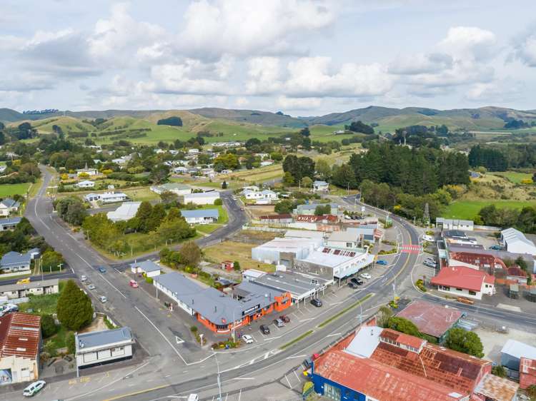 42 Main Street Eketahuna_28
