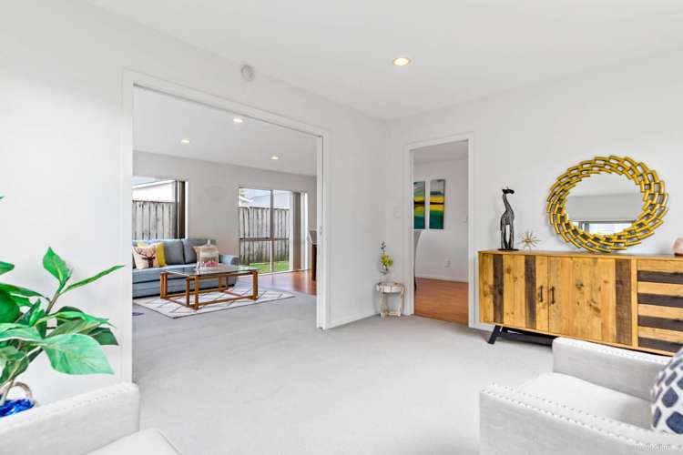 7 Bordeaux Parade Te Atatu South_19