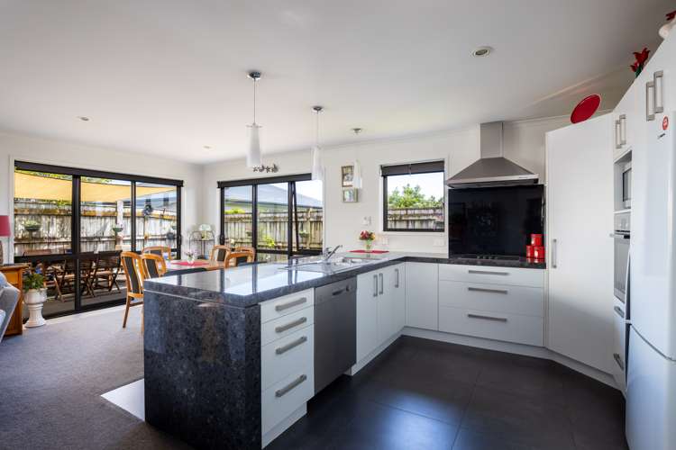 16b Coby Sydney Drive Bell Block_2