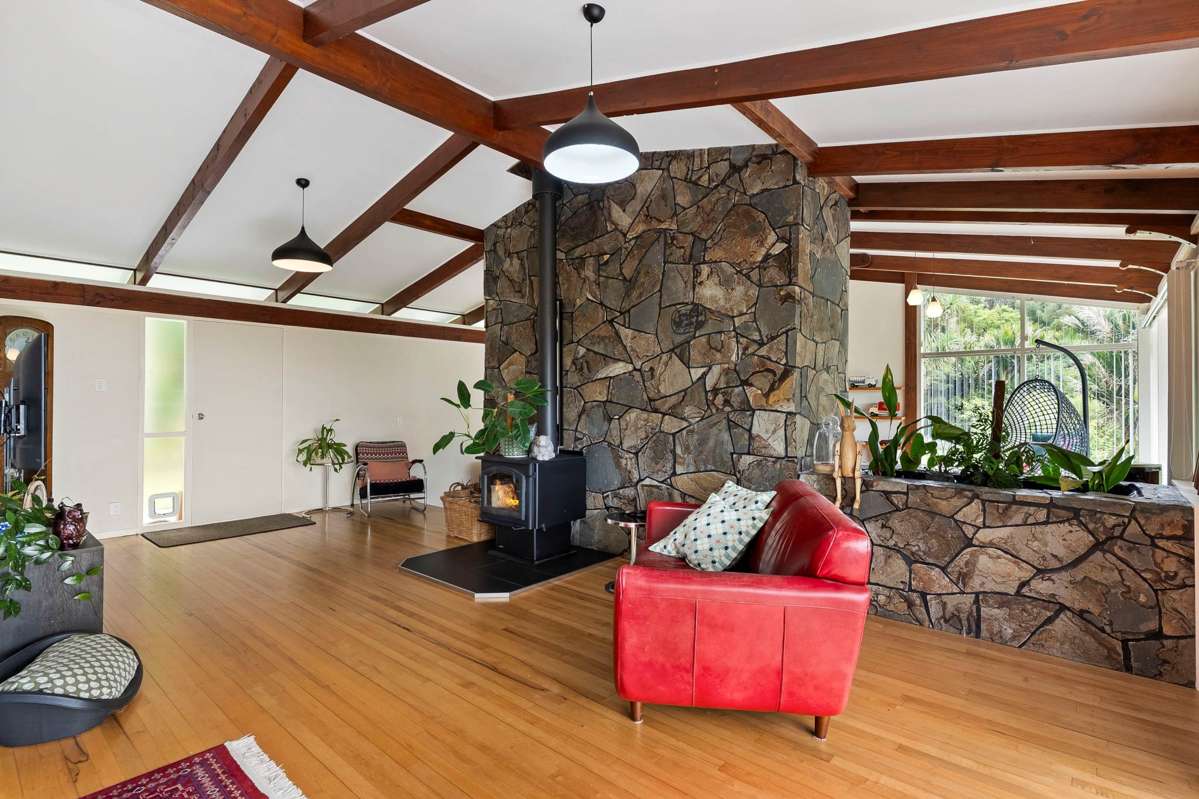 865 West Coast Road_2