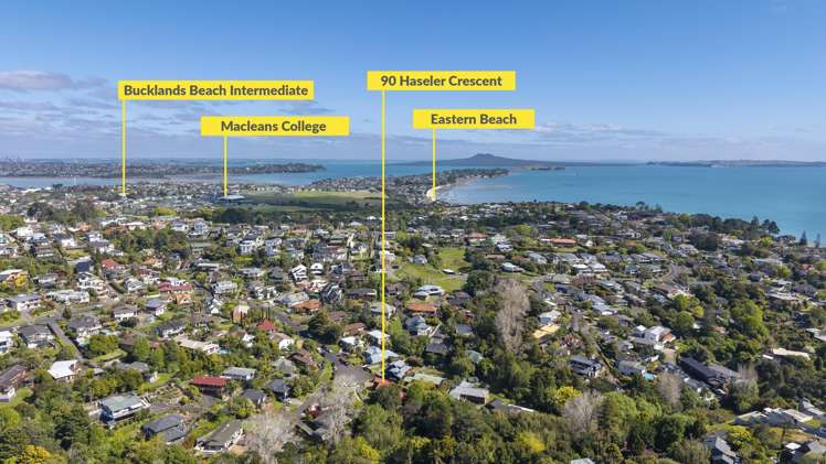 90 Haseler Crescent Mellons Bay_16