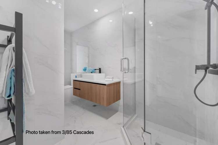 3/85 Cascades Road Pakuranga Heights_6