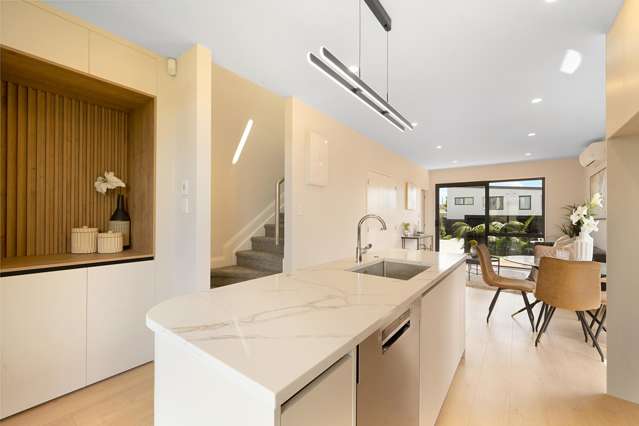 2/14 Akehurst Avenue New Lynn_4