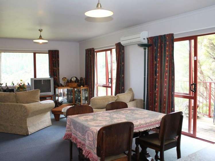 14 Ruataniwha Place Okiwi Bay_14