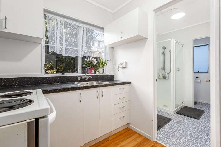 2/84 Rintoul Street Newtown_9