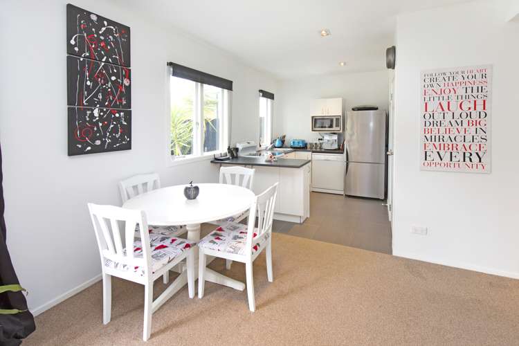 49 Langton Road Stanmore Bay_6