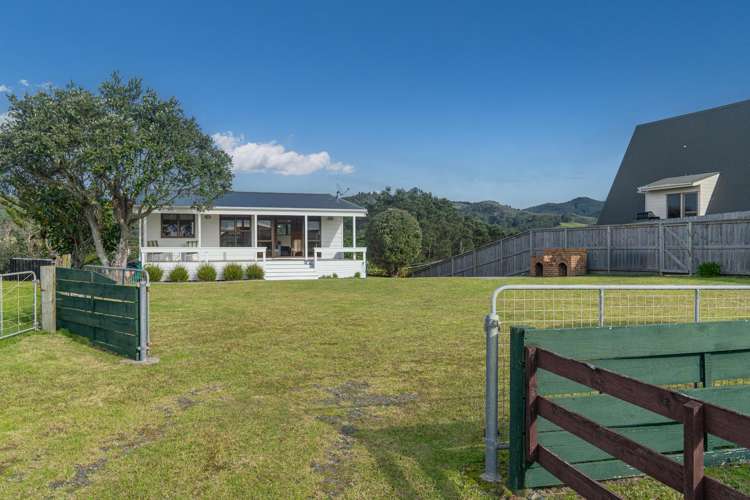 353 Tangiora Avenue Whangapoua_17