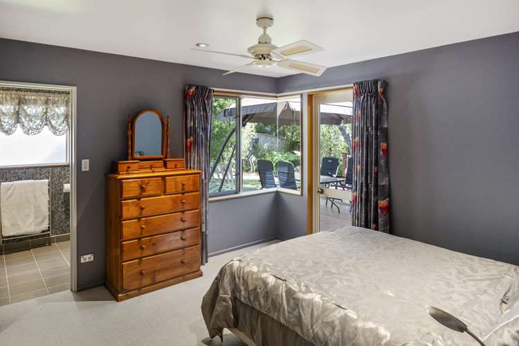 14 Orpington Place Stoke_13