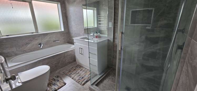 186 Botany Rd Botany Downs_9