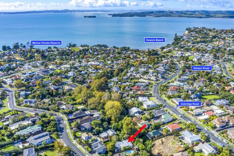 21 Glenfern Road Mellons Bay_15