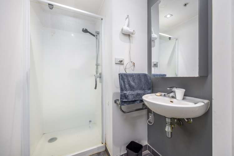 612/430 Queen Street Auckland Central_8