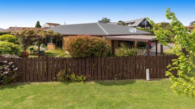 48 Clivedene Street Matua_1