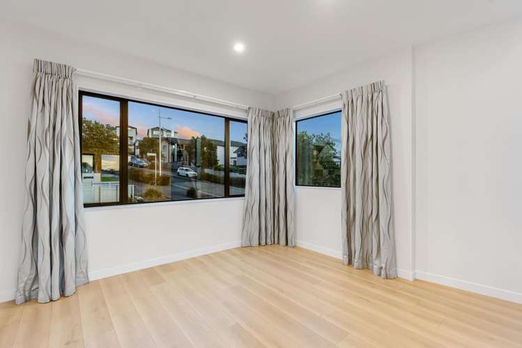 16 Moki Place Long Bay_15