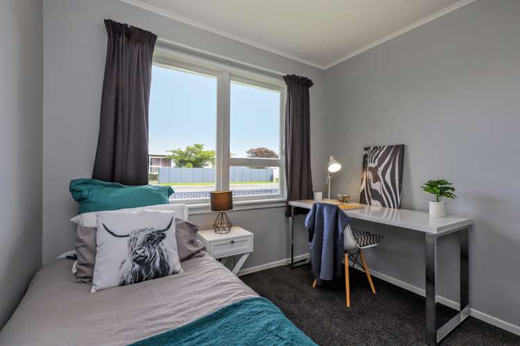 24 Deal Crescent Flaxmere_22