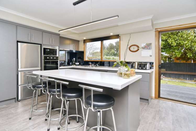 2 Bowie Drive Woodend_6