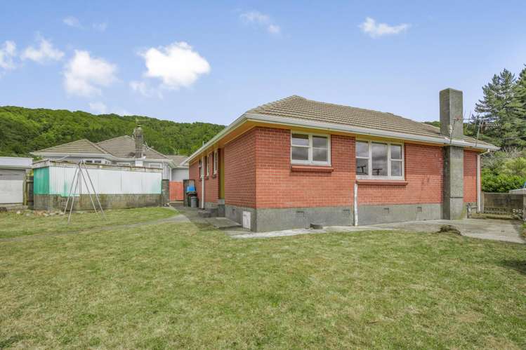 33 Lees Grove Wainuiomata_19