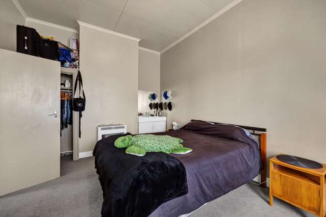 84 & 84A Argyle Street Hawera_4