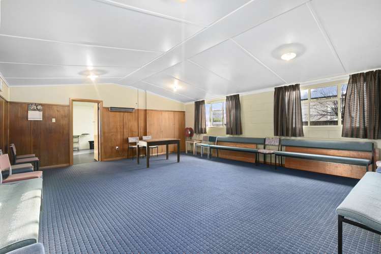 16 Holyhead Street Outram_6