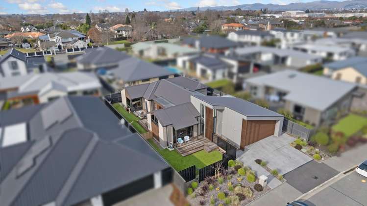 3 Picadilly Avenue Casebrook_32