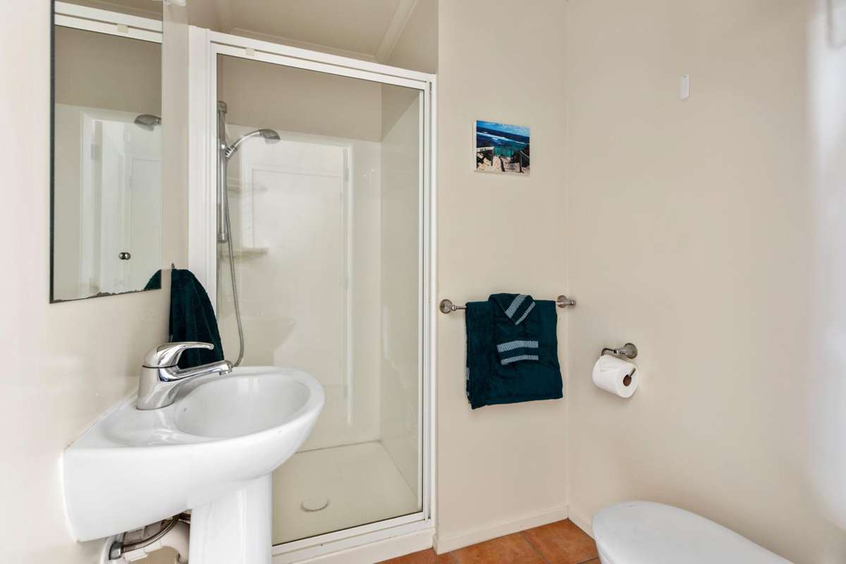 8/34 Maunganui Road_2