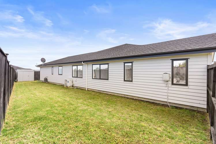 83 Mclarin Road Glenbrook_23