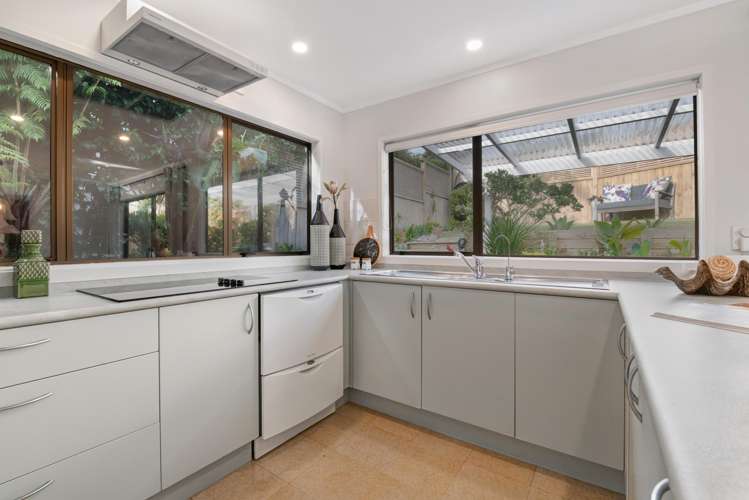 28 Duncansby Road Stanmore Bay_6