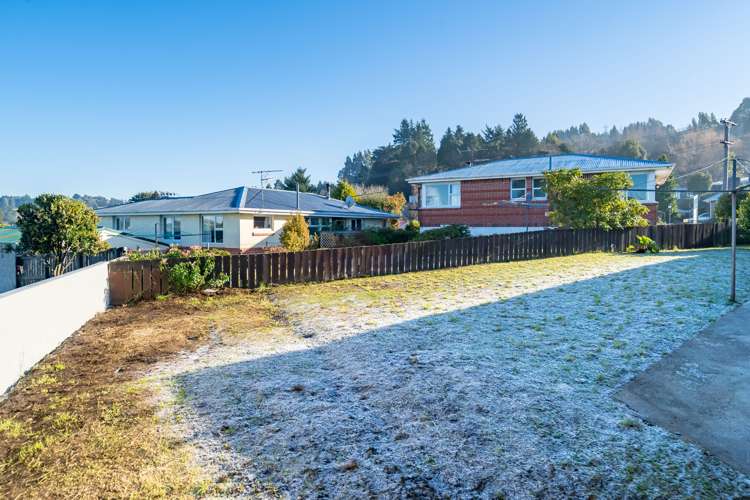 24 Gilkison Street Halfway Bush_21