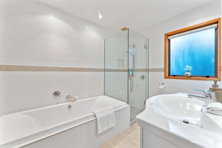 35 Bellbird Rise Murrays Bay_17