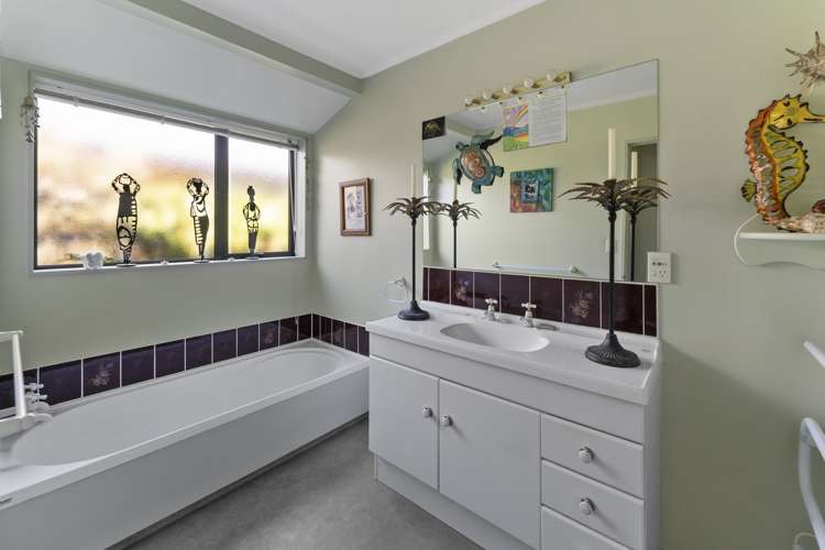 7 Pepper Tree Way The Wood_14