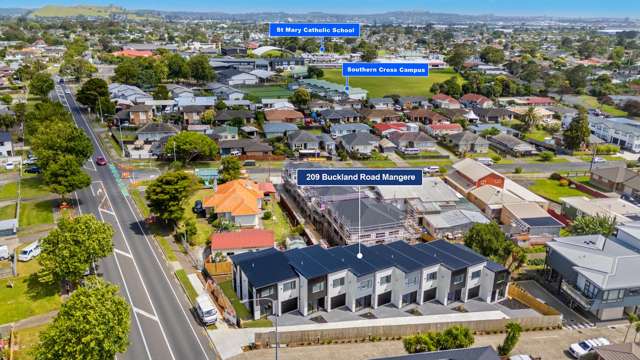 209 Buckland Road Mangere East_1